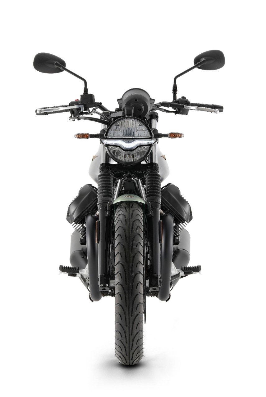 Moto Guzzi V7 Centenario e Triumph Street Twin: questione di PEDIGREE